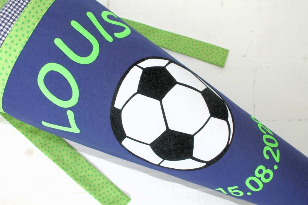 Zuckertüte mit Fußball blau